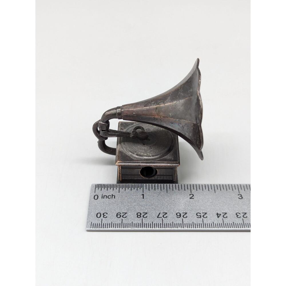 Vintage Diecast Mini Mechanical Phonograph Pencil Sharpener Decoration Hong Kong - Picture 7 of 12